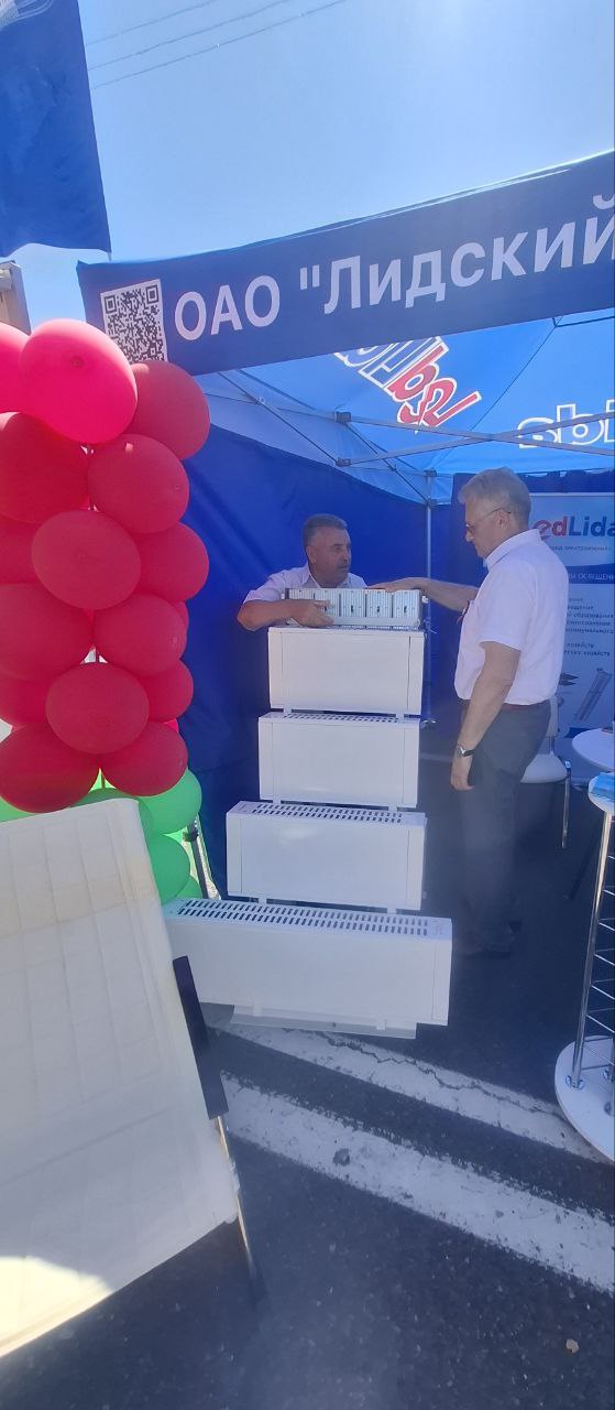 Возложение цветов на Кургане Бессмертия